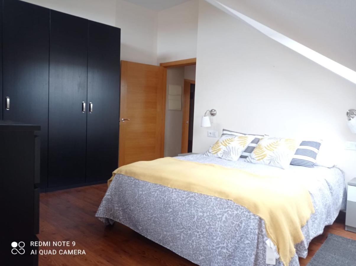 Atico Cine Colon Apartment รีบาเดโอ ภายนอก รูปภาพ