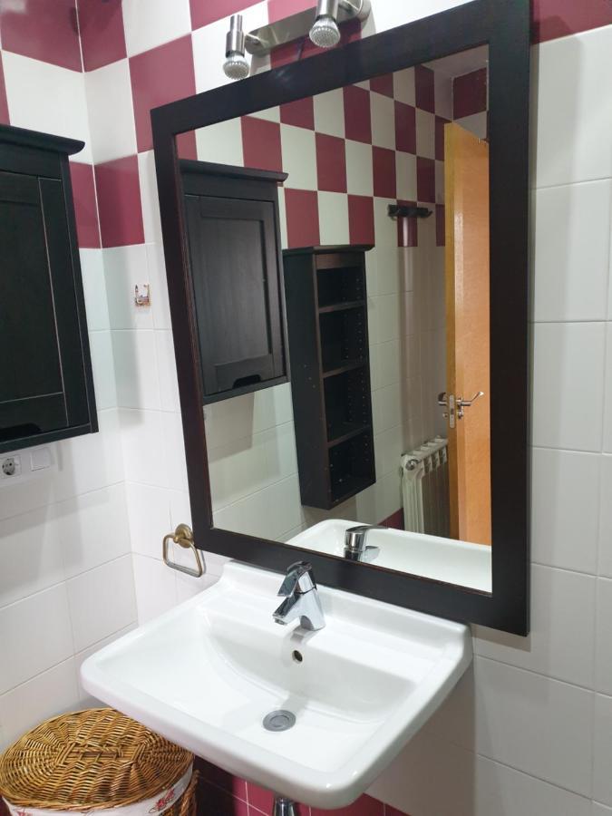 Atico Cine Colon Apartment รีบาเดโอ ภายนอก รูปภาพ