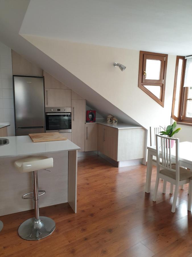 Atico Cine Colon Apartment รีบาเดโอ ภายนอก รูปภาพ